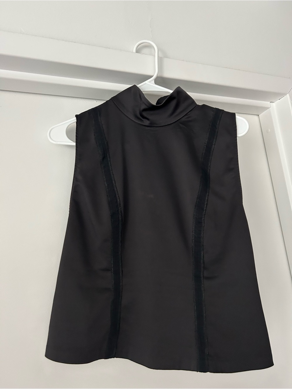 Zara Black Sleeveless Mock Neck Tank Top